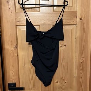Wilfred front tie cut out body suit